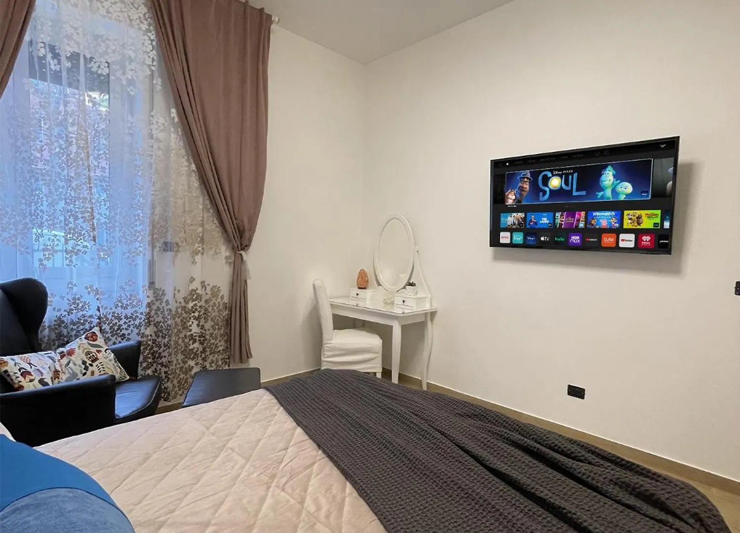 22Cap Apartment Milan 0*,  Italy